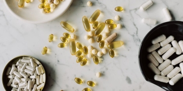 Orta-Yasta-Yuksek-D-Vitamini-Alzheimer-Riskini-Yarilayabilir-featured